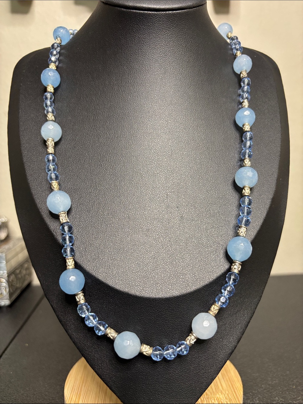 Vintage Elegant Light Blue Glass Beaded Necklace with Silver Accents